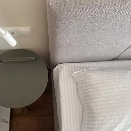 Apartment Homene
